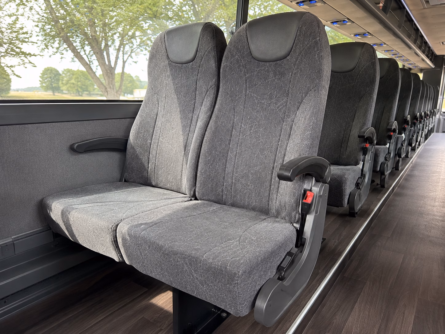college tour charter buses to university of houston university of houston clear lake and beyond