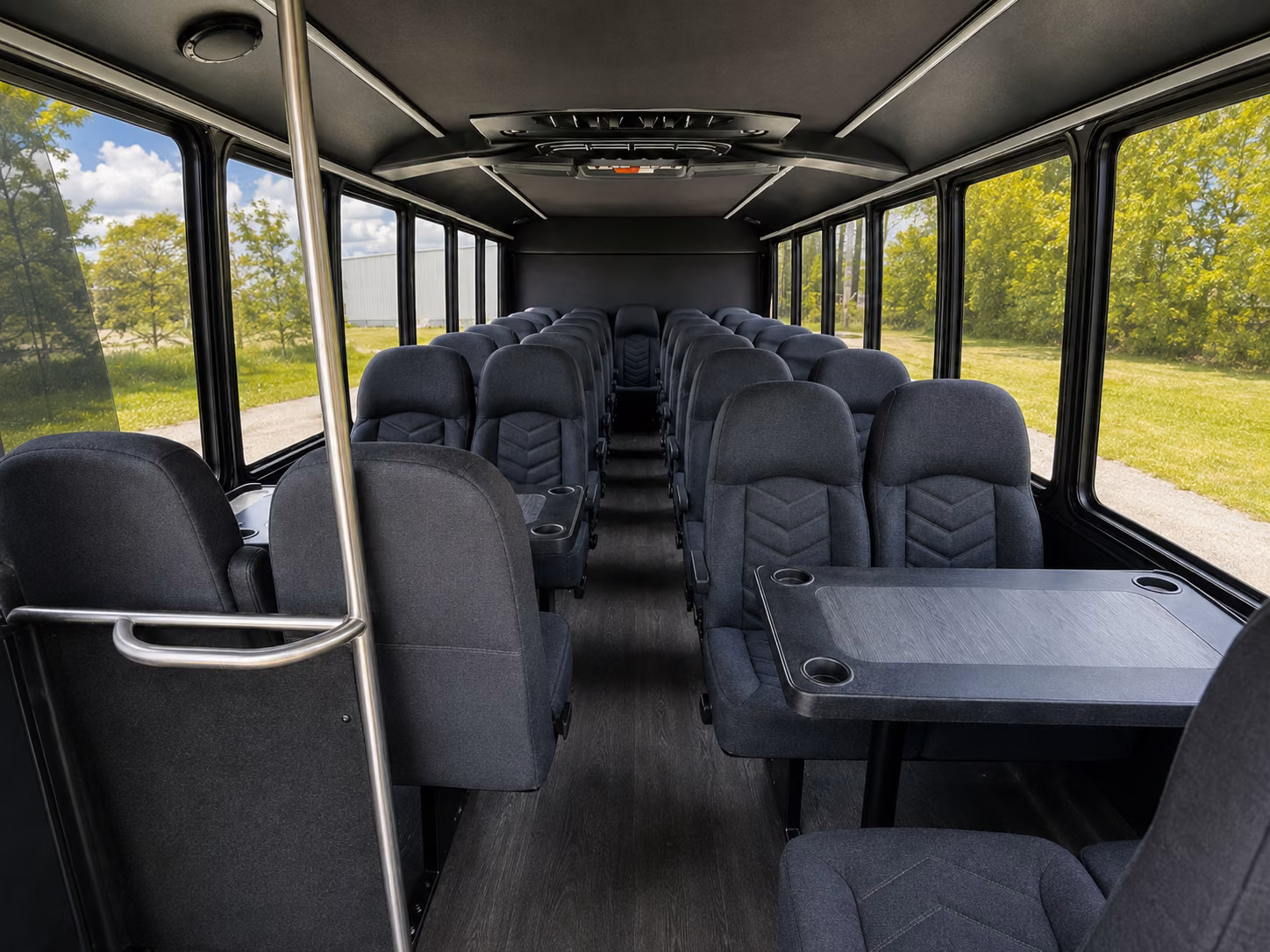 guest shuttles to slate table bar and wedding venues around league city