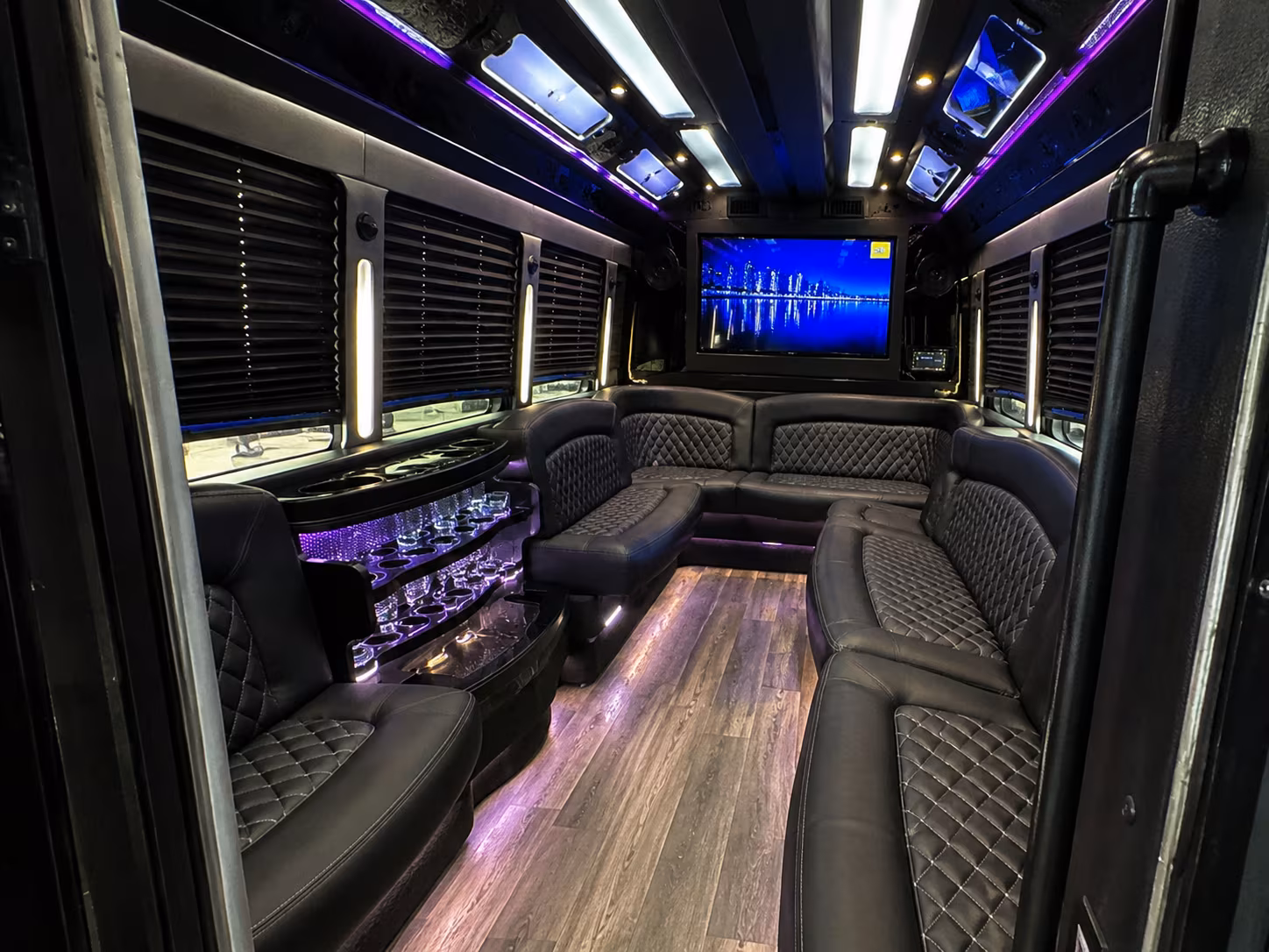 hit every photo stop in your league city party bus before the dance