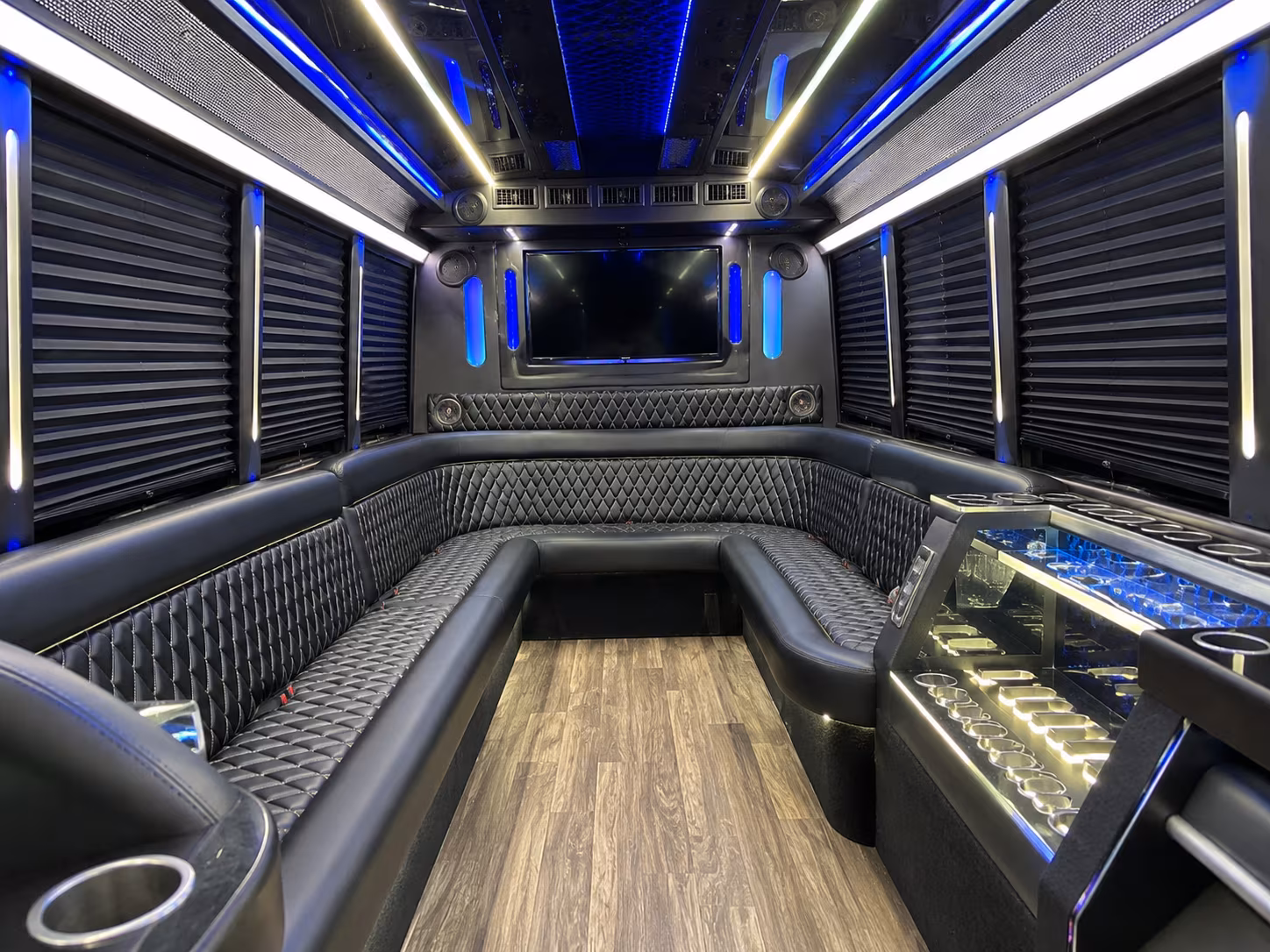 league city corporate retreat shuttle bus rentals
